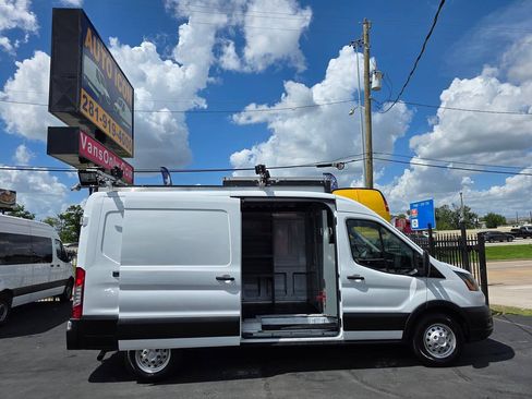 Used 2021 Ford Transit 250 Medium Roof AWD image 5