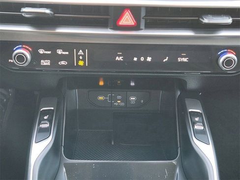 New 2026 Kia Sorento X-Line EX AWD/4WD image 16