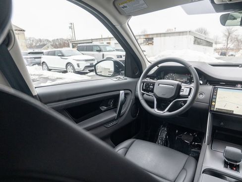 Certified 2024 Land Rover Discovery Sport S image 19