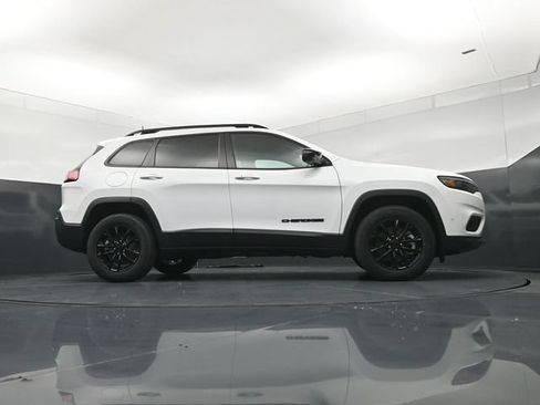 Used 2023 Jeep Cherokee Altitude Lux AWD/4WD image 21