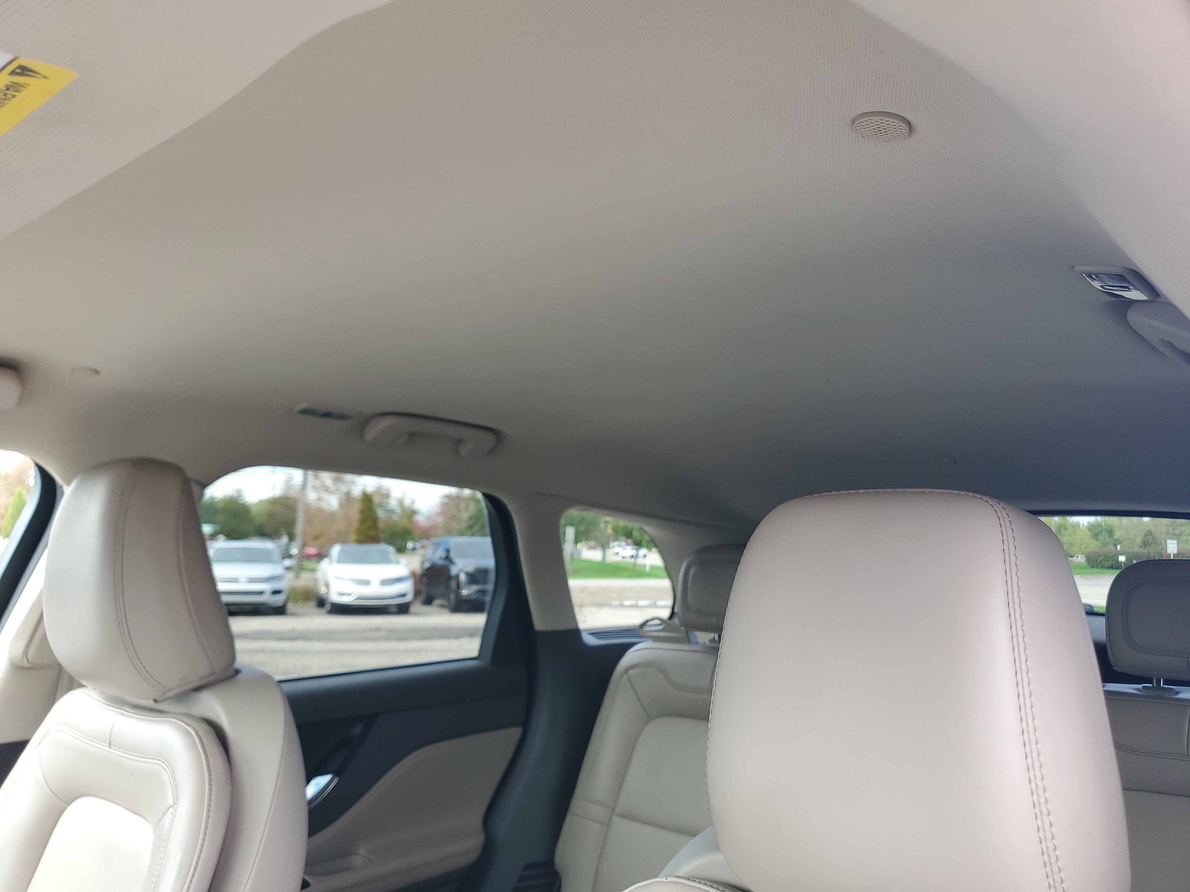 Certified 2024 Lincoln Corsair AWD image 11