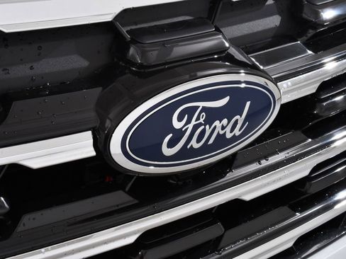 New 2026 Ford Explorer Active w/ Active Comfort Package AWD/4WD image 22