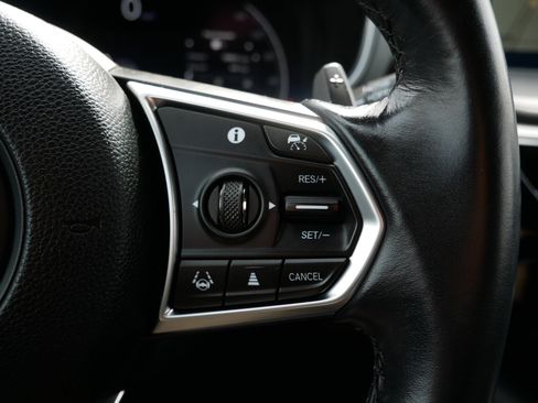 Used 2023 Acura MDX SH-AWD w/ Technology Package image 29
