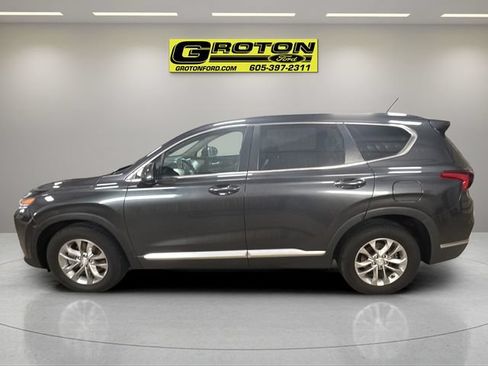 Used 2020 Hyundai Santa Fe SE FWD image 2