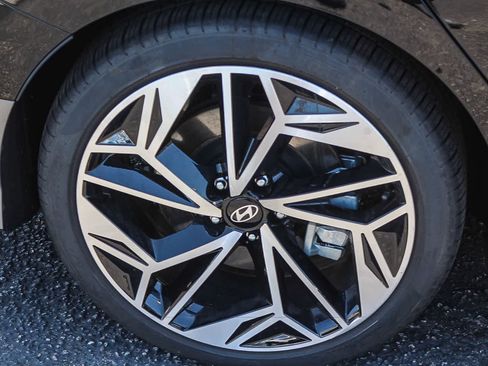 Used 2024 Hyundai Ioniq 6 SEL RWD image 11