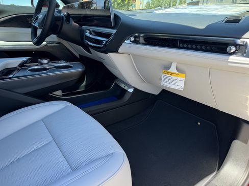 New 2026 Cadillac Lyriq Sport image 13