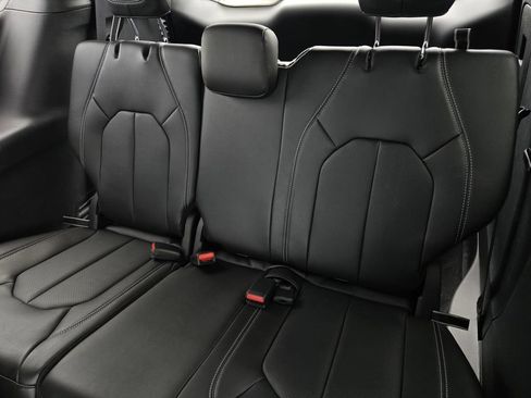 New 2026 Chrysler Voyager LX FWD image 12