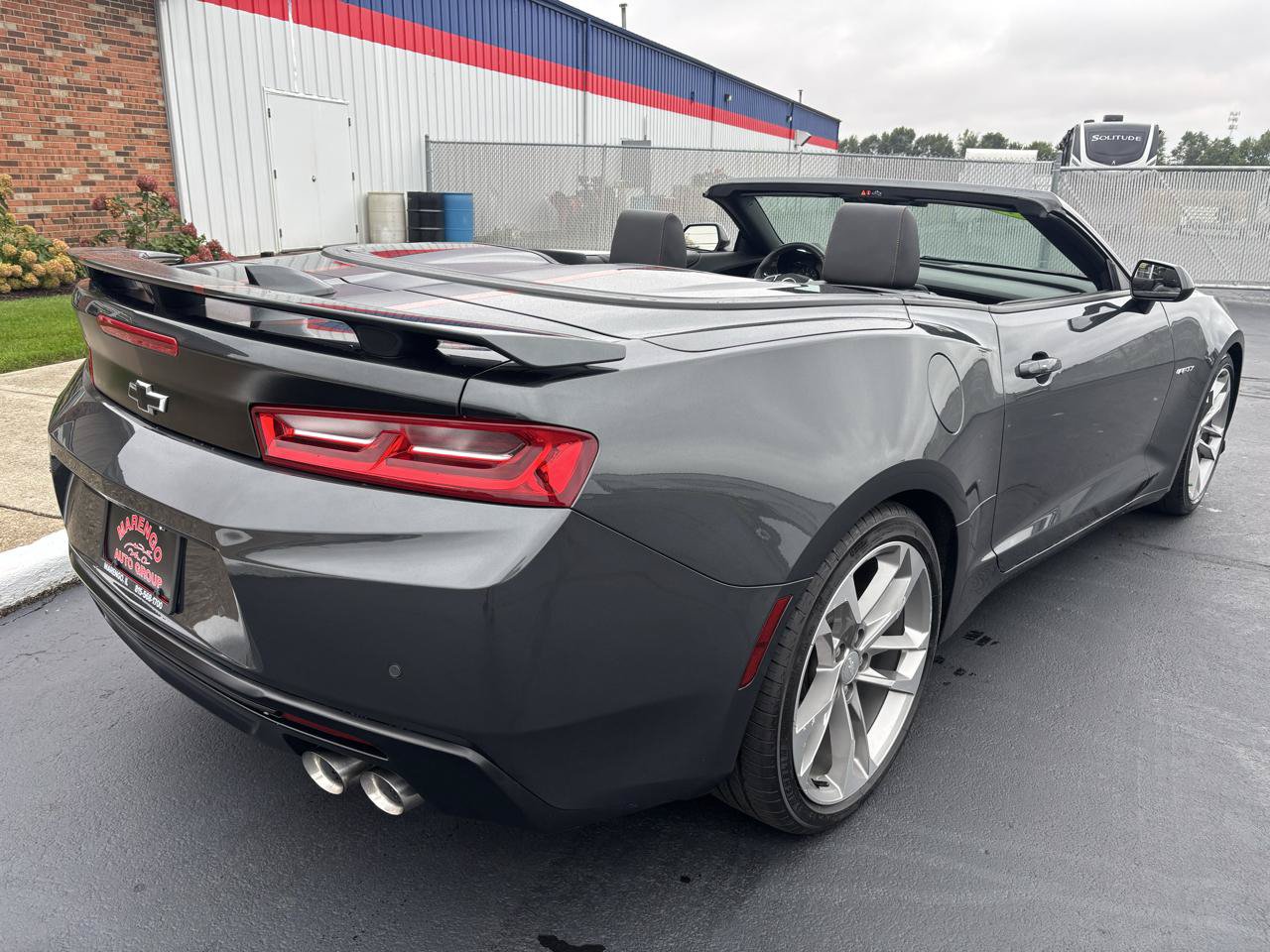 Used 2017 Chevrolet Camaro LT RWD image 3