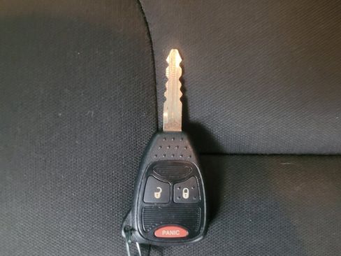 Used 2018 Jeep Wrangler Sport AWD/4WD image 32