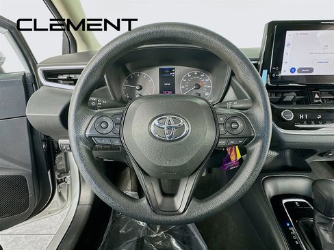 Used 2023 Toyota Corolla LE image 15