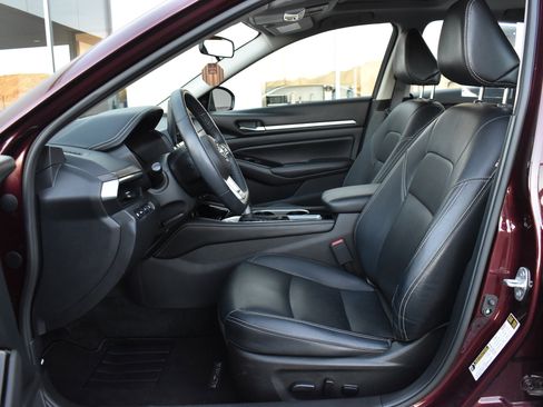 Used 2024 Nissan Altima 2.5 SL image 15