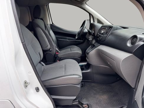 Used 2017 Nissan NV200 S w/ Cruise Control Package image 21