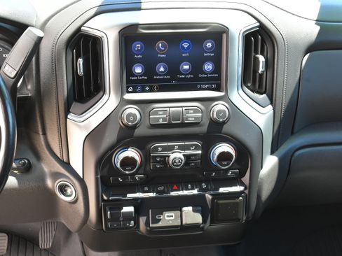 Used 2020 Chevrolet Silverado 1500 RST AWD/4WD image 19