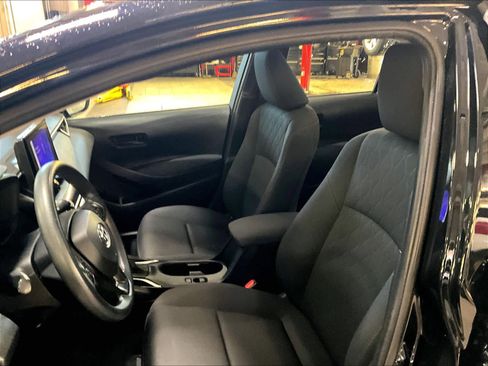 Used 2023 Toyota Corolla LE image 10