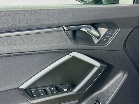 Used 2020 Audi Q3 2.0T Premium Plus w/ Premium Plus Package image 21