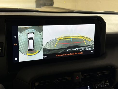 Used 2024 Toyota Land Cruiser w/ Premium Package image 17