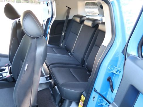 Used 2007 Toyota FJ Cruiser 4WD image 31