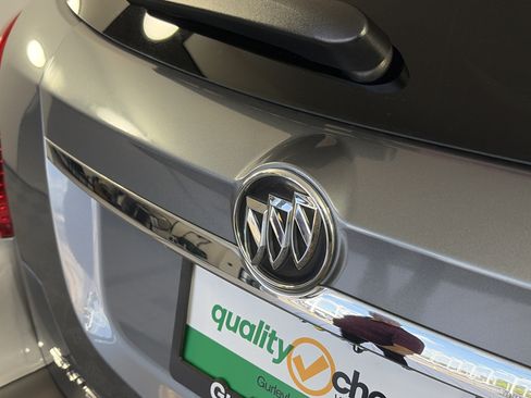 Used 2015 Buick Encore FWD image 16
