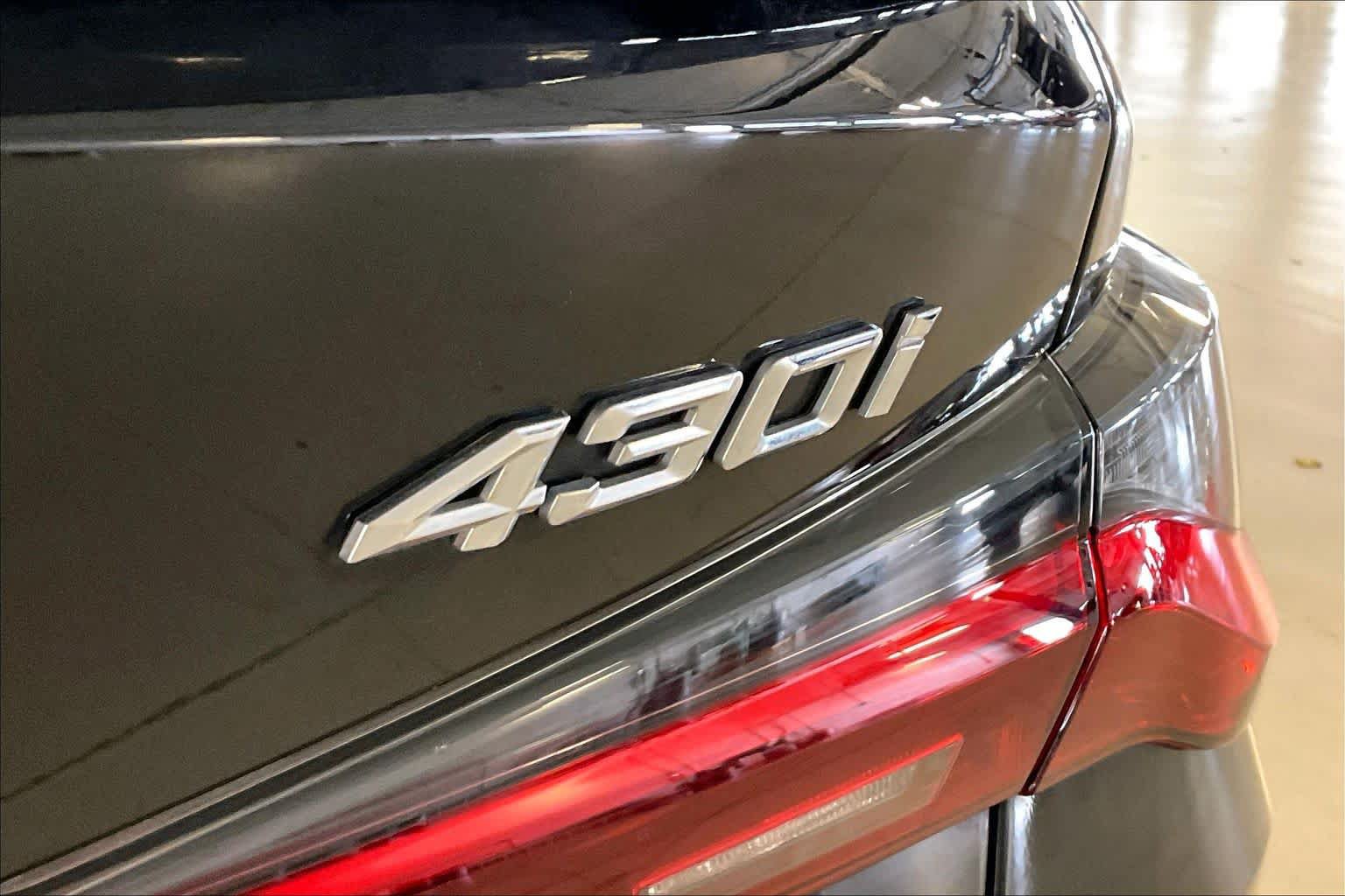 Used 2021 BMW 430i Coupe w/ Convenience Package RWD image 9