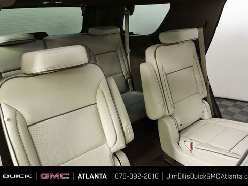 New 2026 GMC Yukon Denali w/ Sun & Power Step Package AWD/4WD image 19