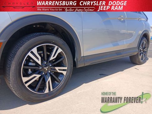 Used 2025 Mitsubishi Eclipse Cross SE image 36