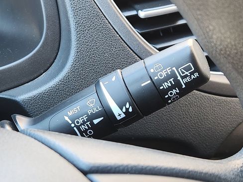 Used 2013 Honda CR-V EX image 25