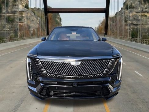 New 2026 Cadillac Vistiq Premium Luxury w/ LPO, Floor Liner Package AWD/4WD image 2