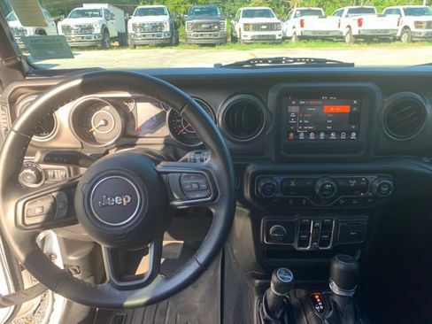 Used 2022 Jeep Wrangler Unlimited Sport AWD/4WD image 26