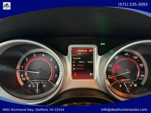 Used 2019 Dodge Journey SE w/ Blacktop Package FWD image 34