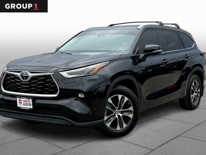Used 2024 Toyota Highlander XLE