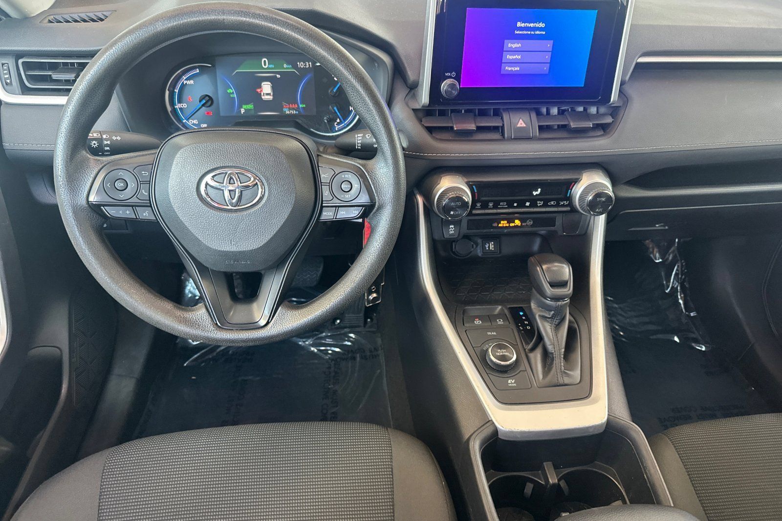 Certified 2023 Toyota RAV4 LE AWD/4WD image 18