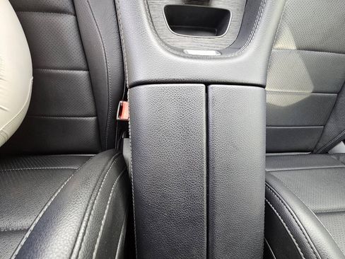 Used 2020 Mercedes-Benz GLE 350 4MATIC image 31