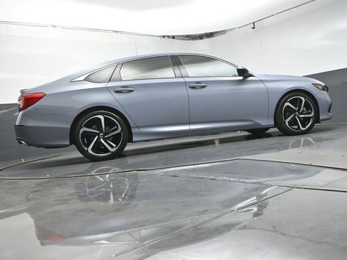 Used 2021 Honda Accord Sport image 38