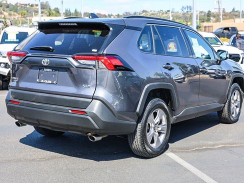 Certified 2022 Toyota RAV4 XLE FWD image 23