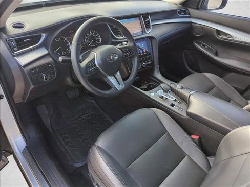 Used 2019 INFINITI QX50 Essential w/ Proassist Package image 9
