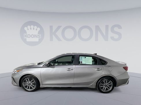 Used 2023 Kia Forte GT-Line w/ GT-Line Technology Package image 2