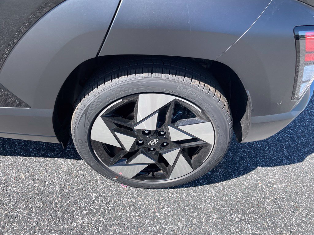New 2027 Hyundai Kona Limited FWD image 7