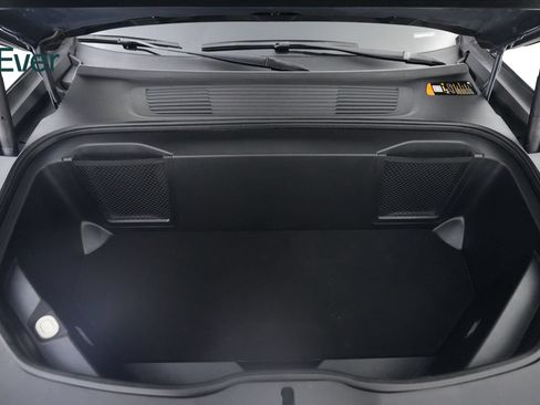 Used 2025 Rivian R1S Adventure Dual AWD/4WD image 30