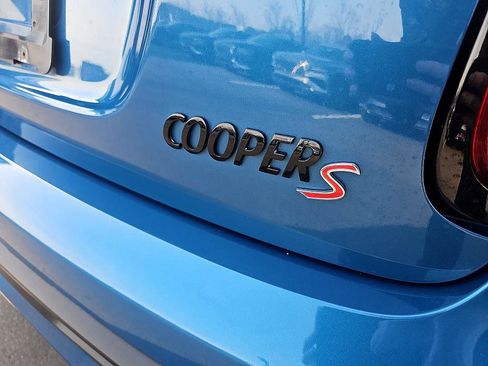 Used 2023 MINI Cooper S image 9