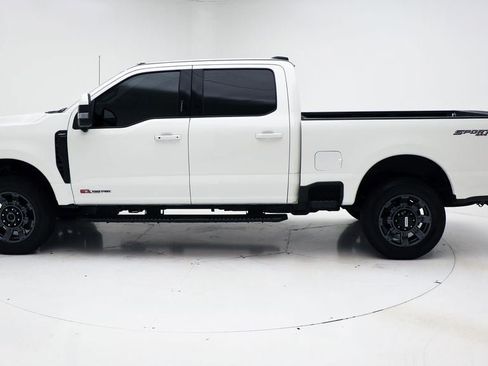 Used 2023 Ford F250 Lariat w/ Lariat Ultimate Package AWD/4WD image 6