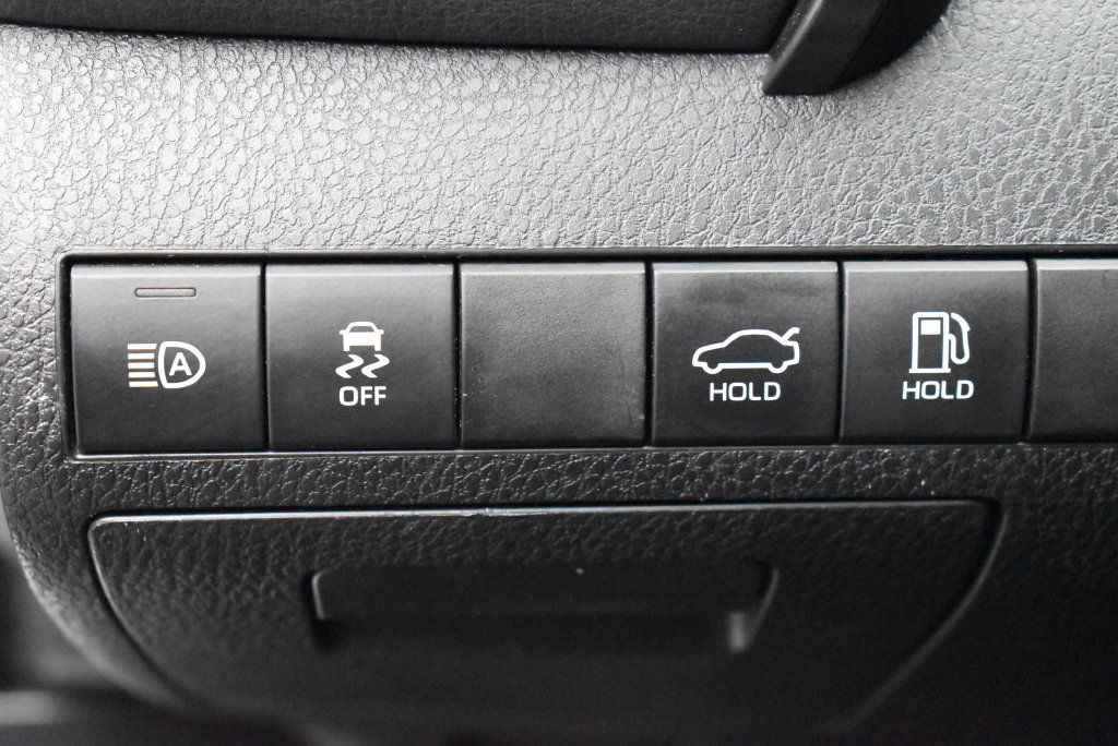 Certified 2023 Toyota Camry SE FWD image 15