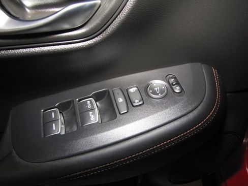 Used 2024 Honda HR-V Sport image 10