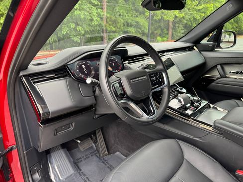 Used 2023 Land Rover Range Rover Sport SE AWD/4WD image 32