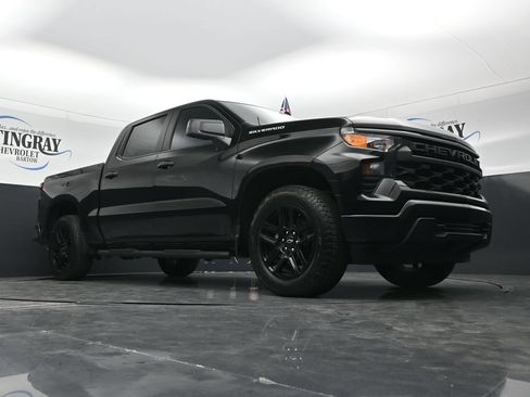 Certified 2025 Chevrolet Silverado 1500 Custom w/ LPO, Dark Essentials Package AWD/4WD image 29