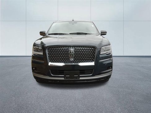Used 2024 Lincoln Navigator L Reserve image 5