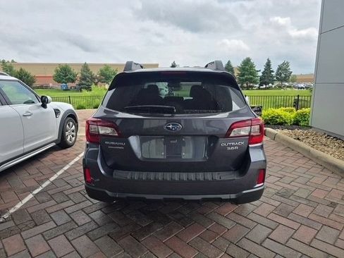 Used 2015 Subaru Outback 3.6R Limited AWD/4WD image 3