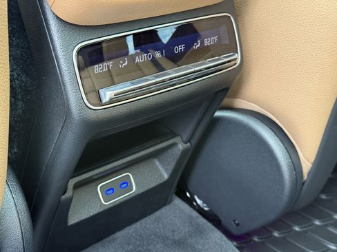 New 2026 Mercedes-Benz GLE 450 4MATIC image 32
