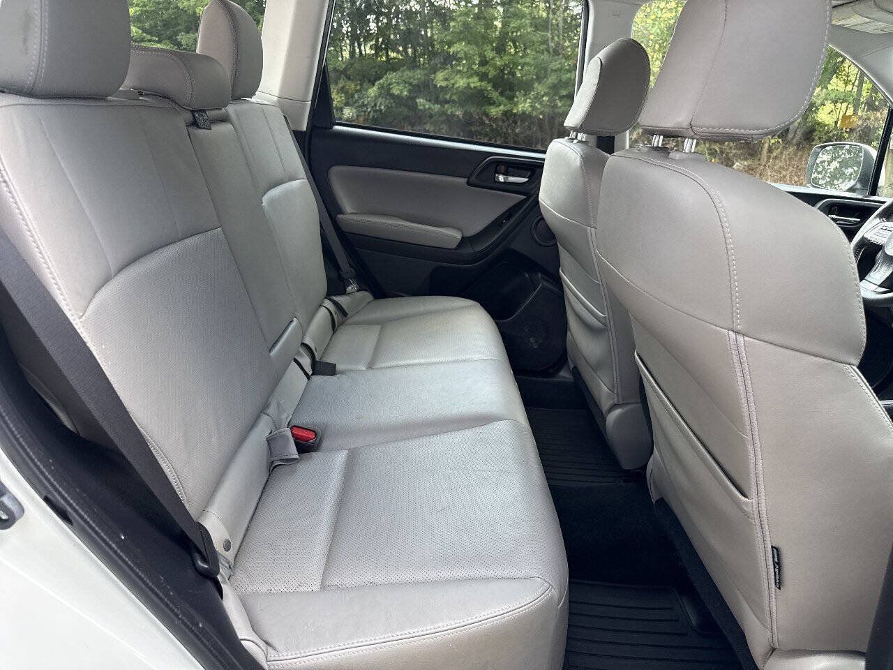Used 2015 Subaru Forester 2.5i Touring w/ Eyesight & Navigation System AWD/4WD image 16
