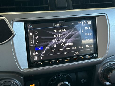 Used 2011 Toyota 4Runner Trail image 17