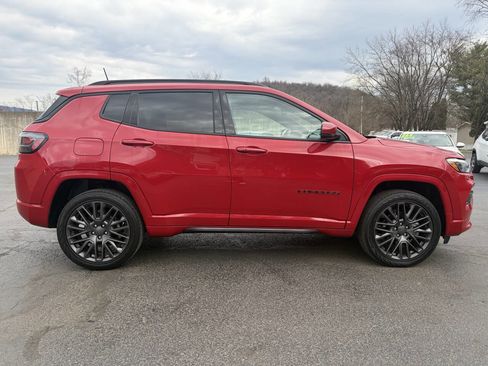 Used 2022 Jeep Compass Limited w/ (RED) Package image 10